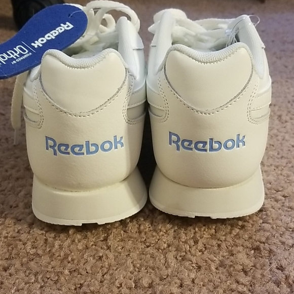 NWOB White Reebok Classic - Picture 3 of 4